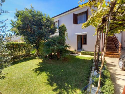 Apartment Toni Valbandon — 4-Star Luxury Hotel in Fazana, Croatia