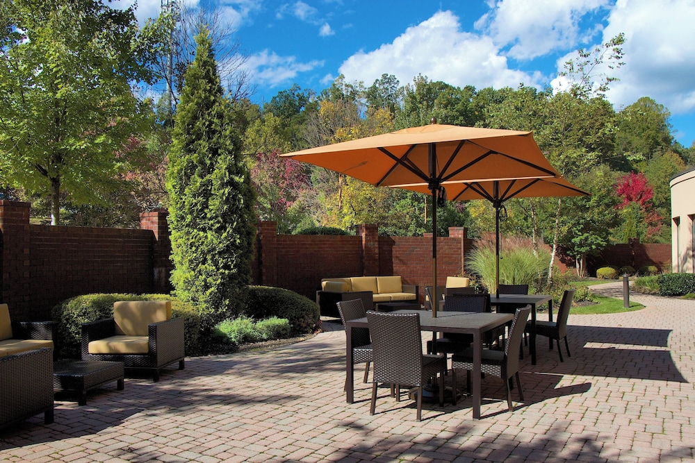 Courtyard by Marriott Blacksburg - photo 20