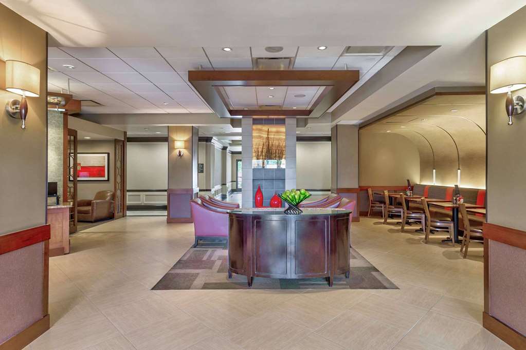 Wyndham Garden Kansas City Airport - photo 4