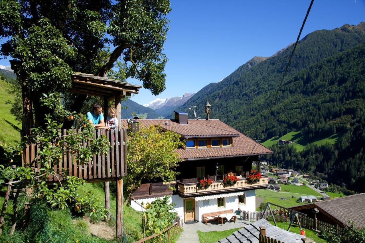 Panorama Apartments Oberkofl — 4-Star Luxury Hotel in Cadipietra, Italy