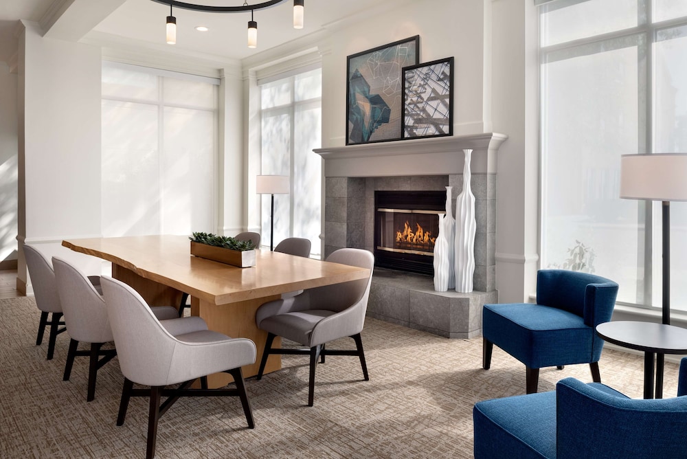 Hilton Garden Inn Fort Wayne - photo 3