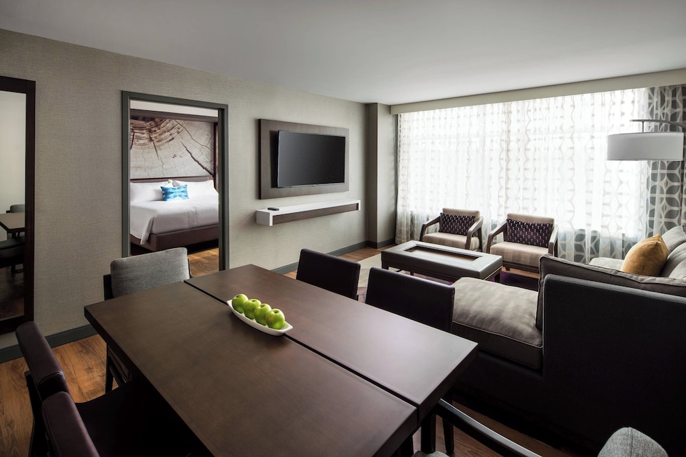 Morgantown Marriott at Waterfront Place - photo 11