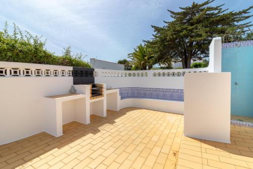 Casa Ballyhale — 4-Star Luxury Hotel in Carvoeiro, Portugal