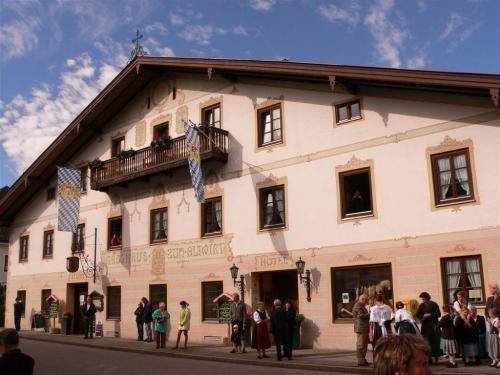 Hotel Altwirt — hotel in Lenggries