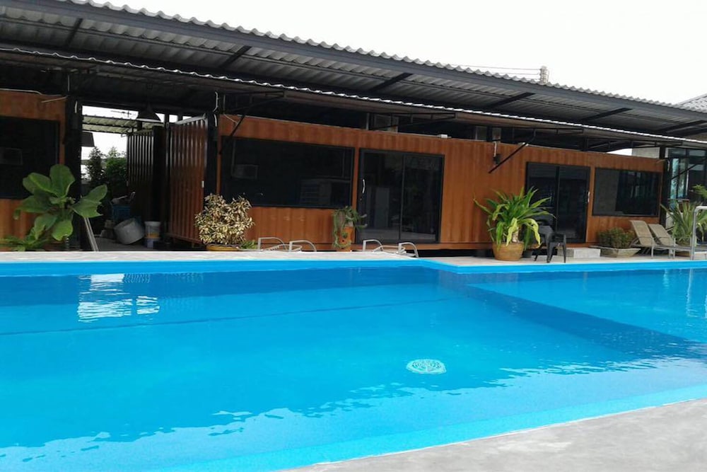 Rintara Riverside Resort in Klaeng, Thailand