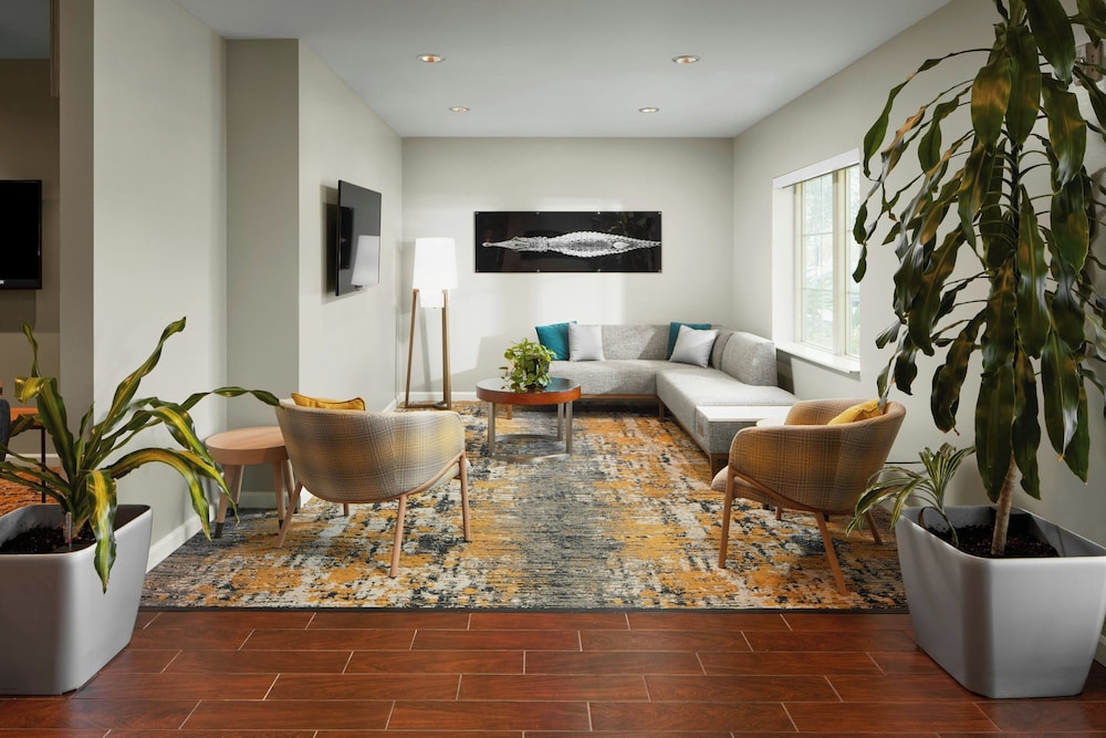 TownePlace Suites by Marriott Fort Myers Estero - photo 3