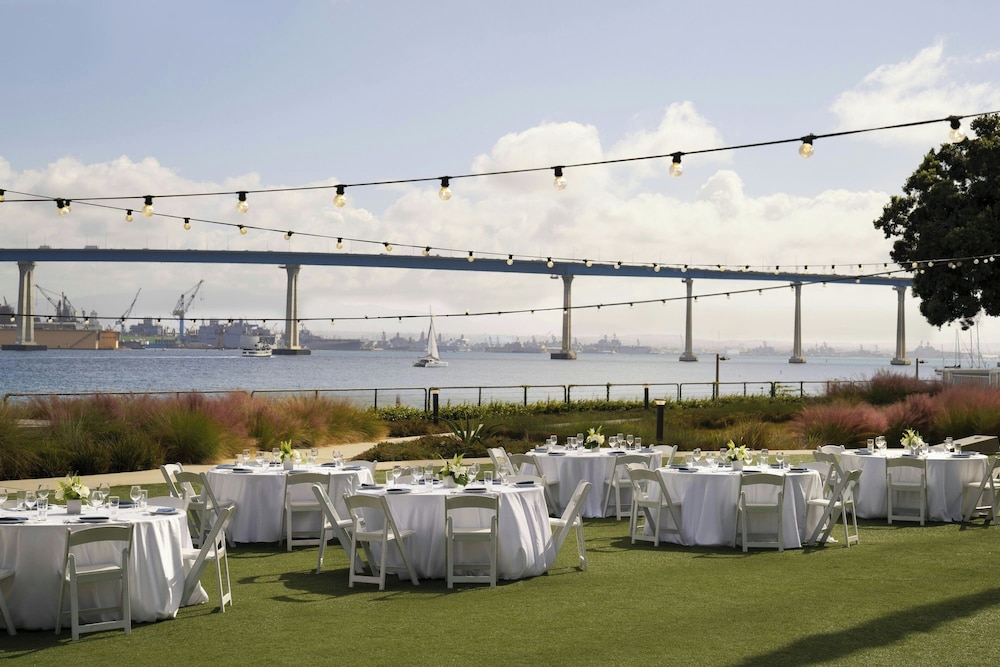 Coronado Island Marriott Resort & Spa - photo 94