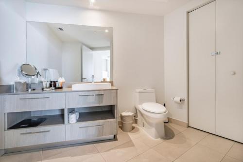 Hyde Beach Luxury Condo Resort apts - photo 48