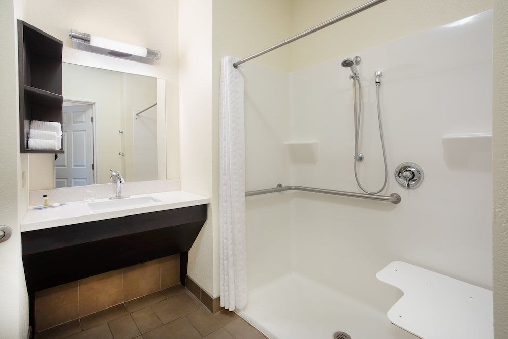 Candlewood Suites Manhattan by IHG - photo 14