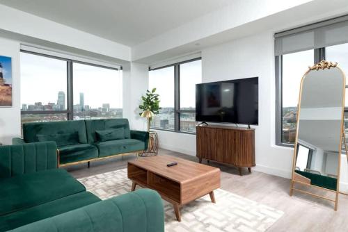 Central Square Penthouse near MIT Harvard Wi Fi & GYM — 4-Star Luxury Hotel in Cambridge, United States