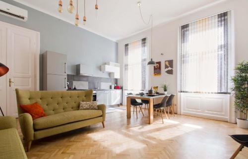Andrassy Boulevard mid term rentals — 4-Star Luxury Hotel in Budapest, Hungary