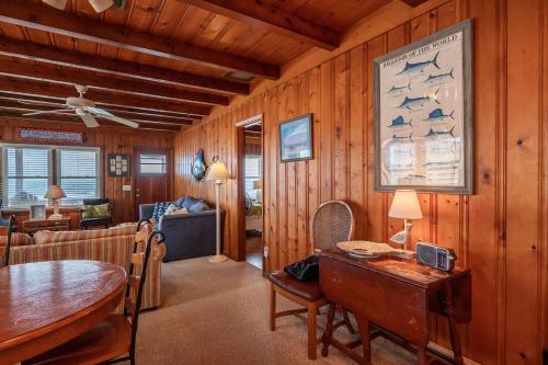 Lowe Tide by Oak Island Accommodations - photo 28