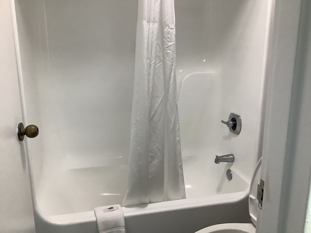 Motel 6 Memphis TN East - photo 31