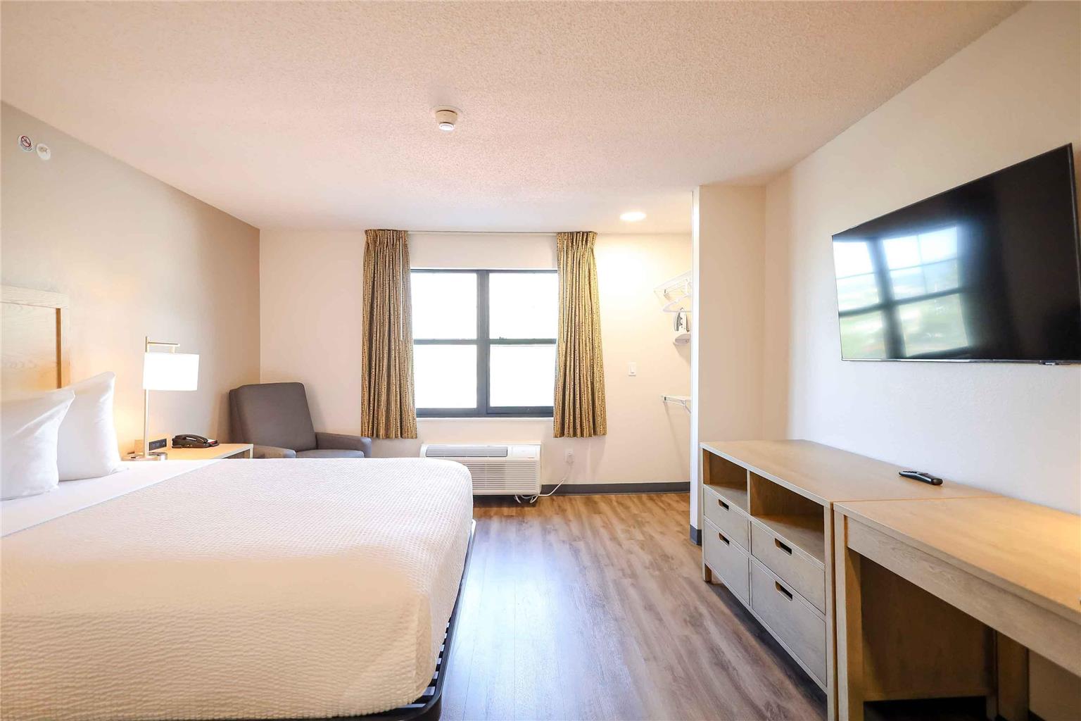Extended Stay America Suites Cleveland Beachwood Orange Pl S - photo 17