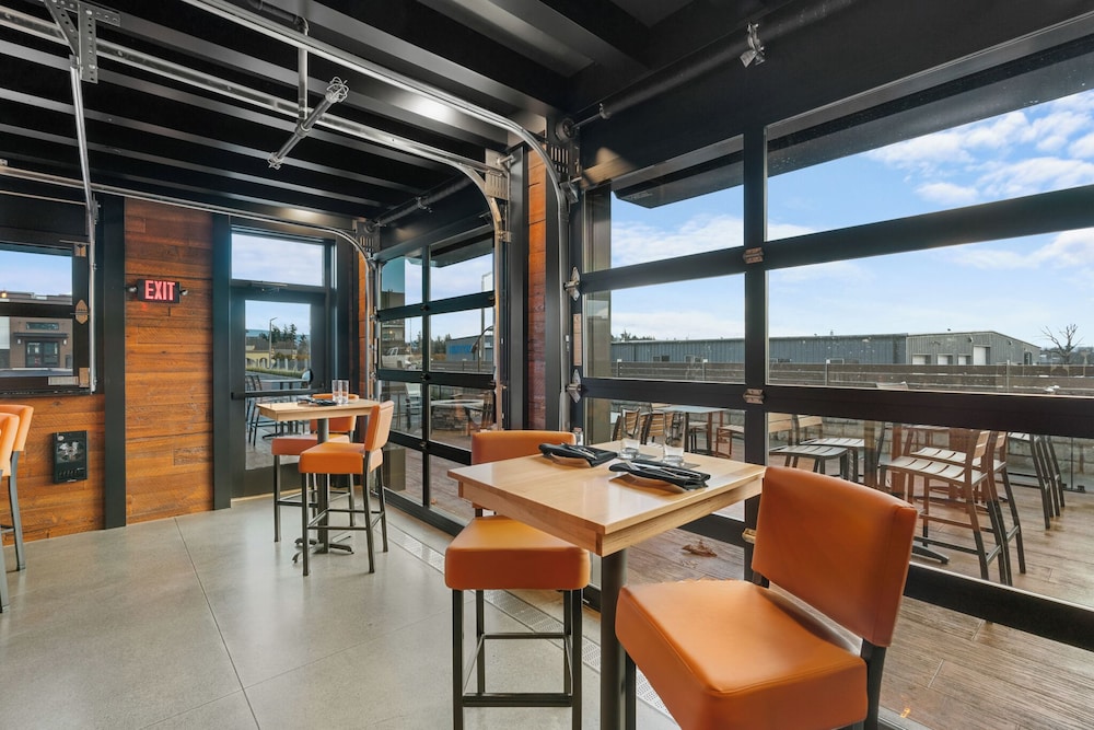 Cobblestone Hotel & Suites Lynden - photo 88