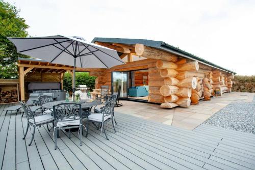 Frankaborough Lodge — 4-Star Luxury Hotel in Lifton, United Kingdom