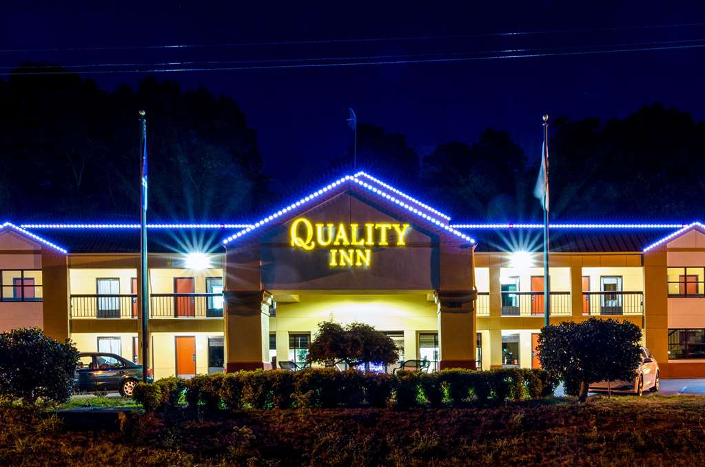 Quality Inn Tanglewood - photo 6
