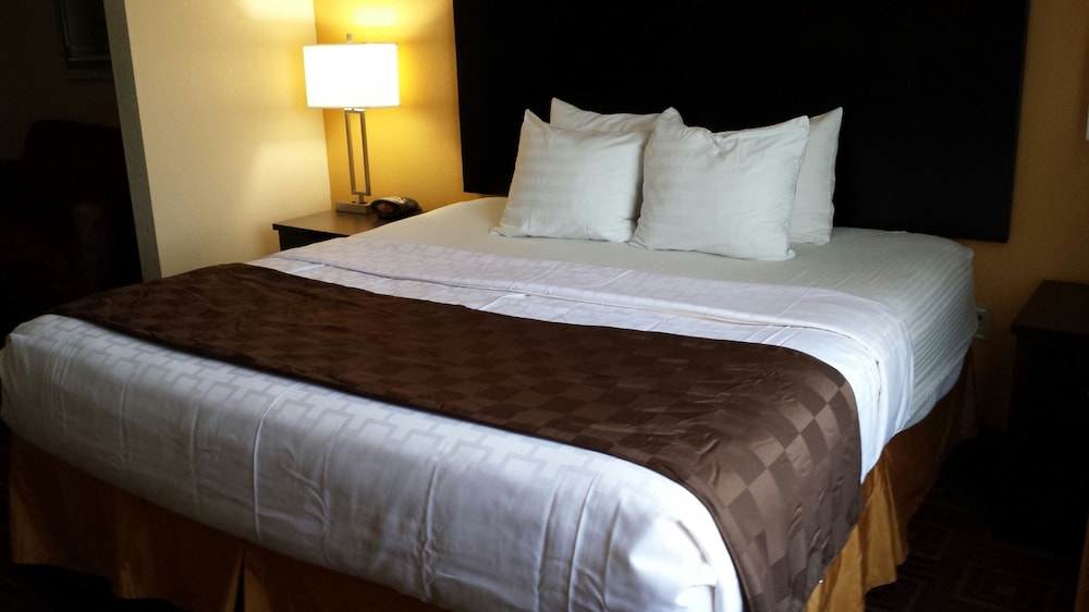 Paradise Inn & Suites - photo 10