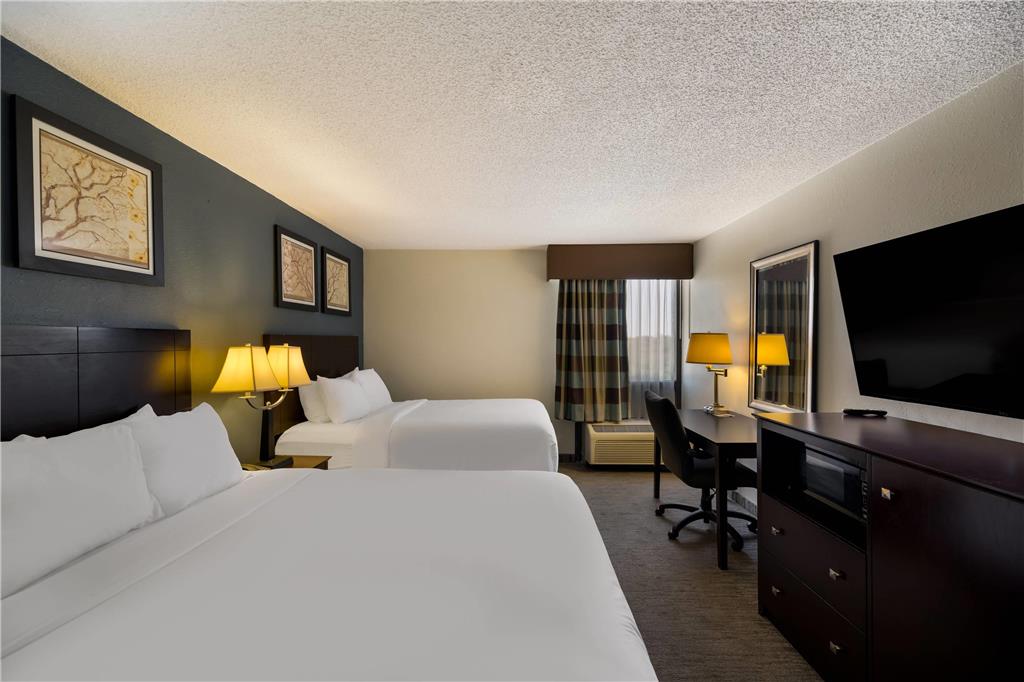Clarion Hotel San Angelo near Convention Center - photo 15