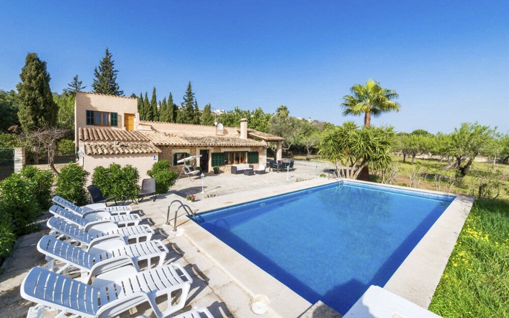 Can Pau SON Turturell in Buger, Spain