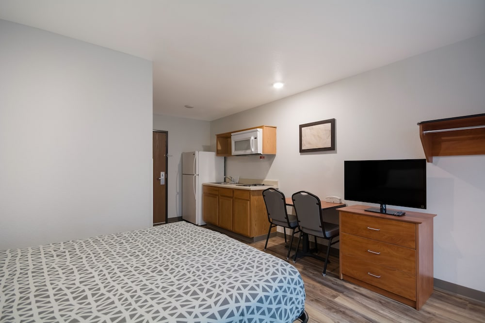 WoodSpring Suites Lexington - photo 8