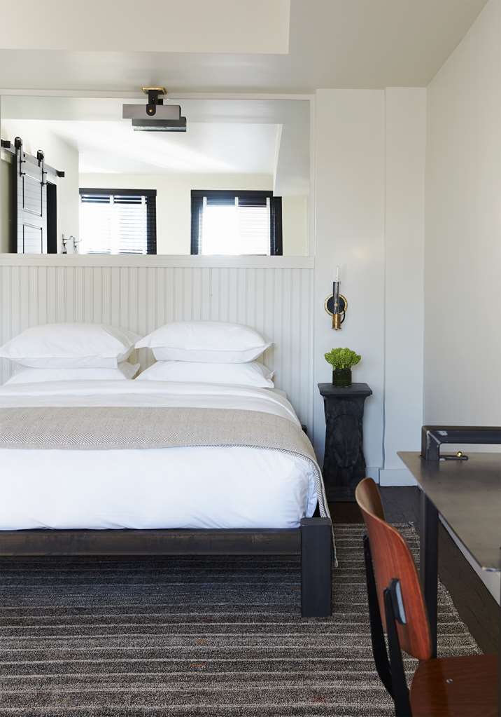 Neptune an Ash Hotel - photo 11