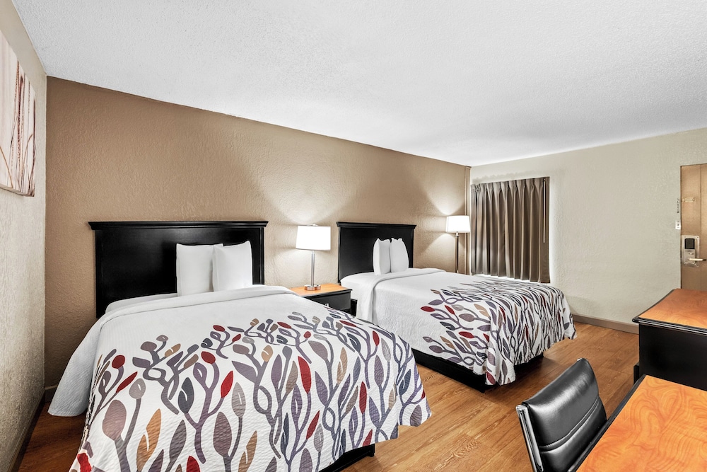 Red Roof Inn Hot Springs - photo 10