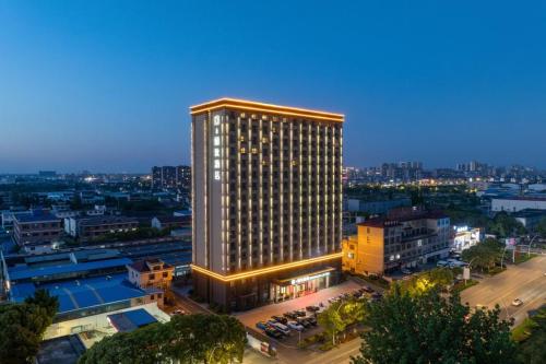 Mehood Lestie Nantong Haimen West Renmin Road — 4-Star Luxury Hotel in Nantong, People's Republic of China