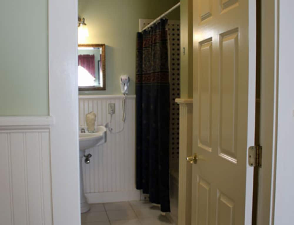 Kearsarge Inn - photo 36