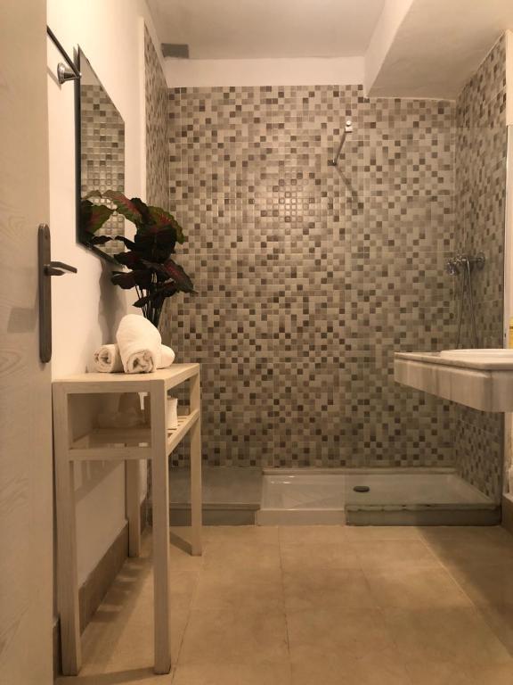 Casa de la vega — 4-Star Luxury Hotel in Almodovar Del Rio, Spain
