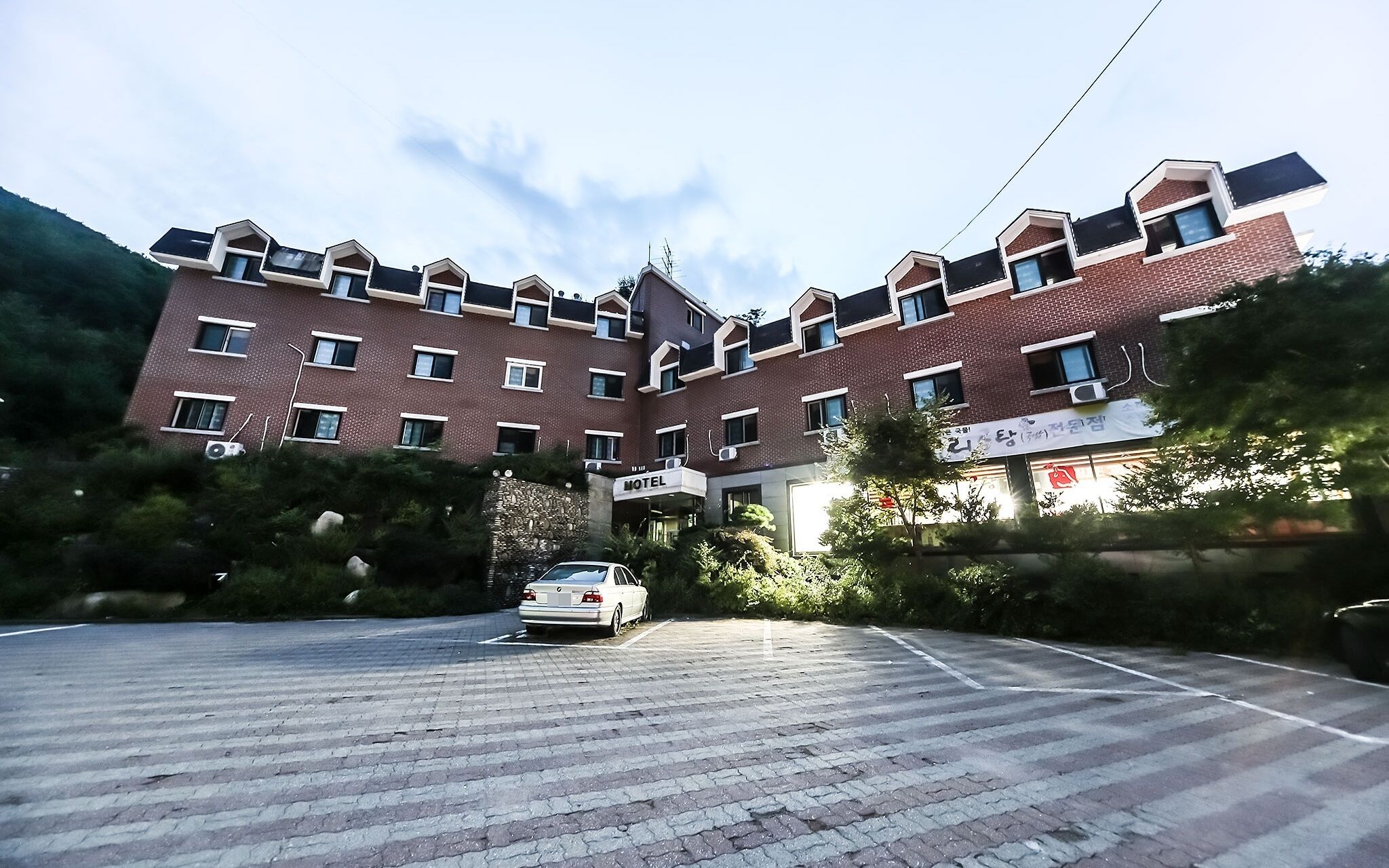 Yeongju Motel2010 — hotel in Eisen