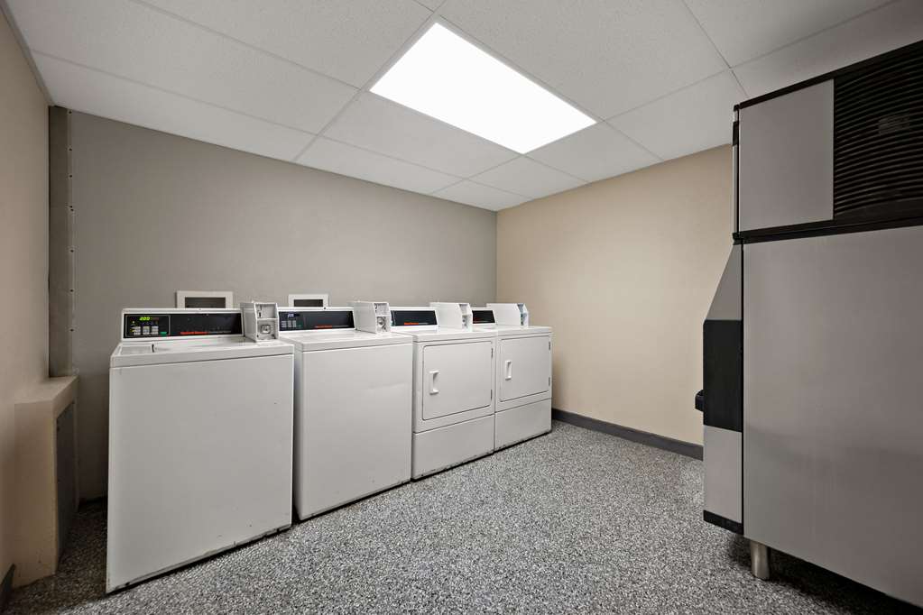 Suburban Studios Peoria - photo 18
