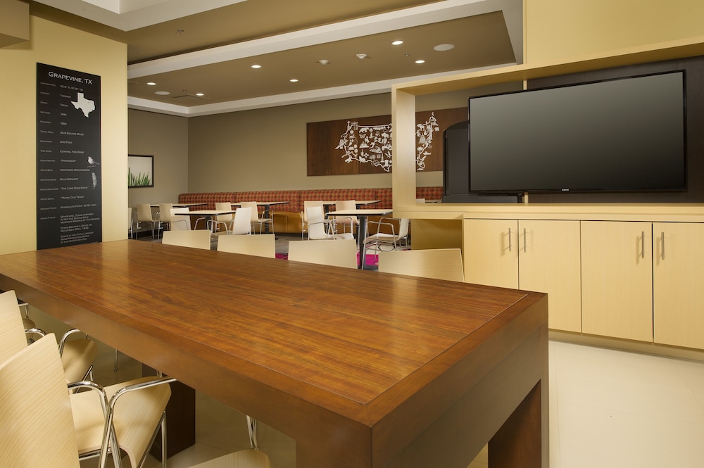 TownePlace Suites by Marriott Dallas DFW Airport North Grapevine - photo 22