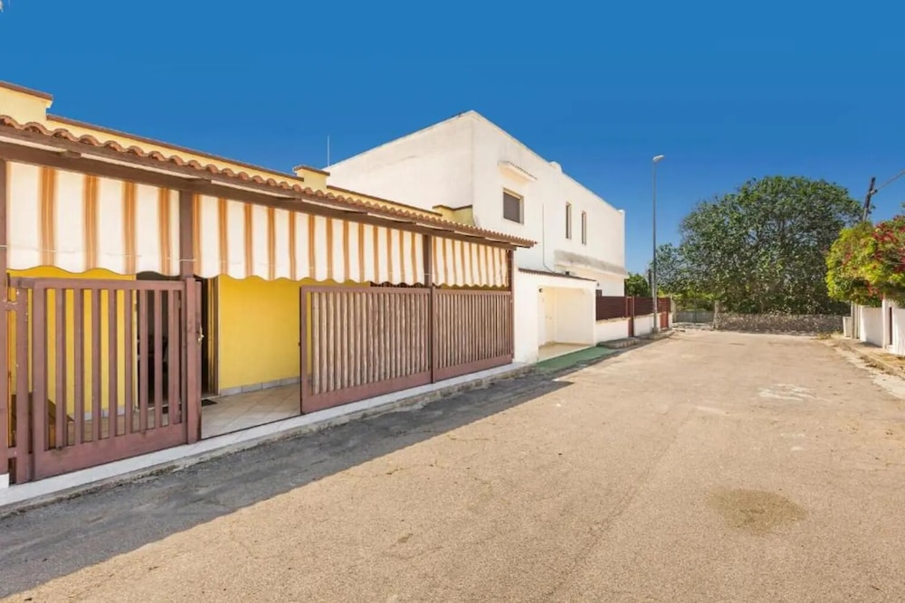 Casa Terrazza Sul Mare in Torre Lapillo — 4-Star Luxury Hotel in Porto Cesareo, Italy