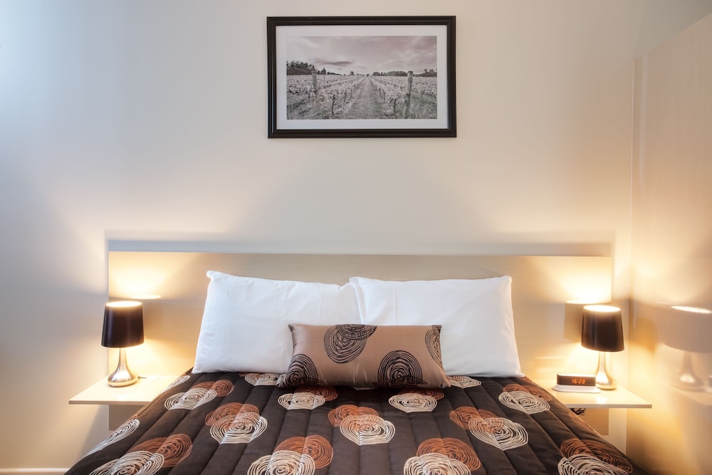 High Street Motor Inn — hotel in Stanthorpe