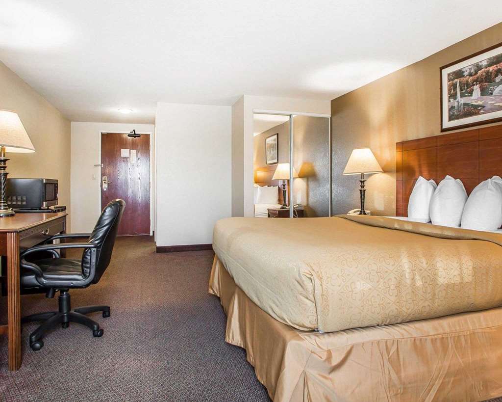 Quality Inn & Suites Middletown Franklin - photo 11