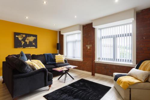 Kemara Apartments Stunning 2 Bedroom Duplex Apartment — 4-Star Luxury Hotel in Bradford, United Kingdom