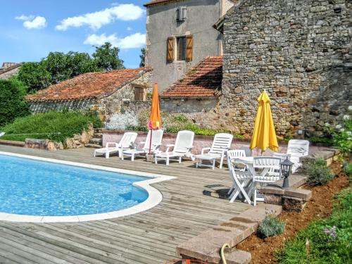 Holiday Home Le Barbut — 4-Star Luxury Hotel in Salviac, France