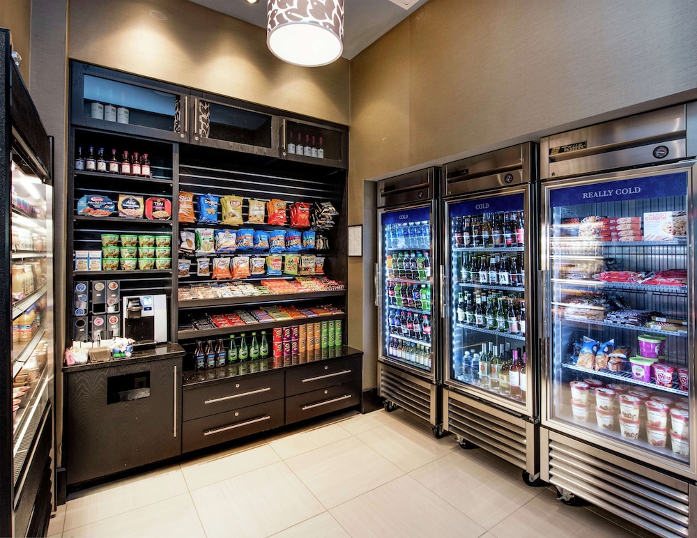 Hilton Garden Inn Raleigh Crabtree Valley - photo 48
