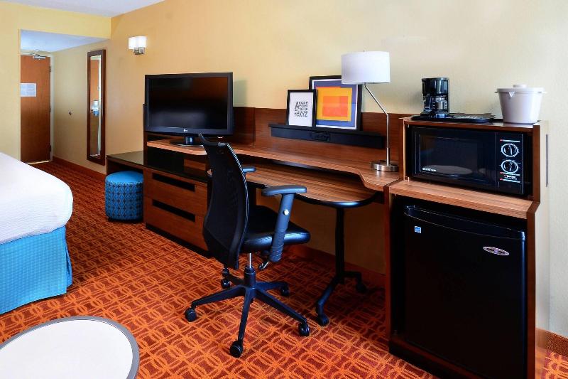 Fairfield Inn & Suites by Marriott Winston Salem Hanes Mall - photo 19