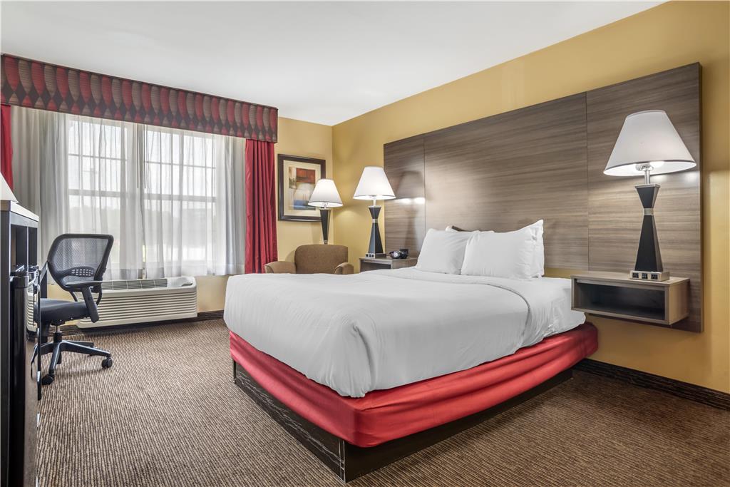 Best Western Plus Bessemer Hotel & Suites - photo 39