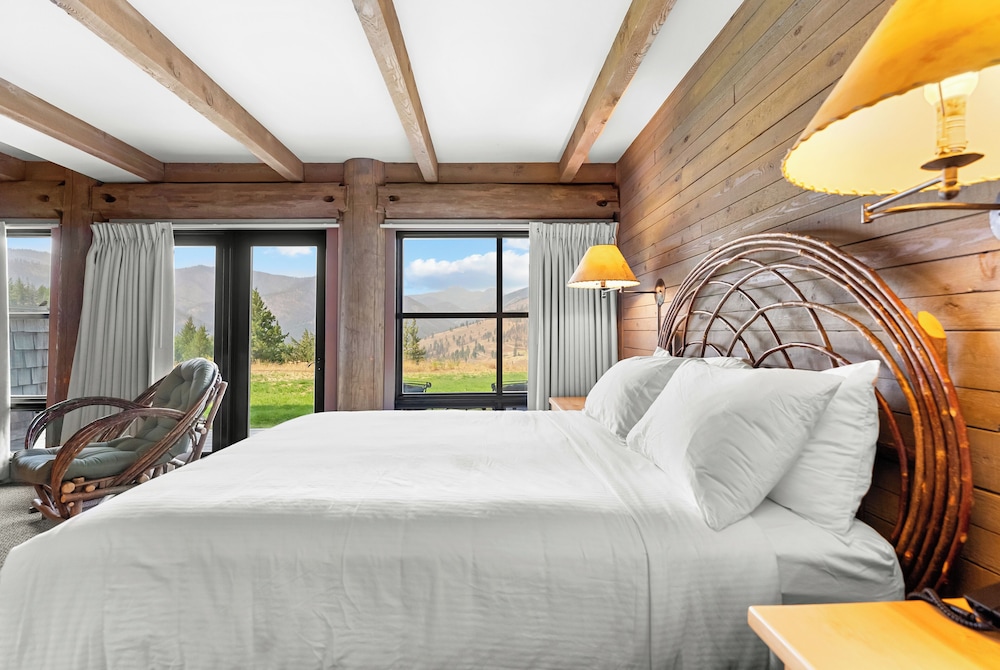 Sun Mountain Lodge - photo 16
