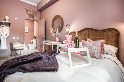 Boutique Home Stay Blossom — 4-Star Luxury Hotel in Paisley, United Kingdom