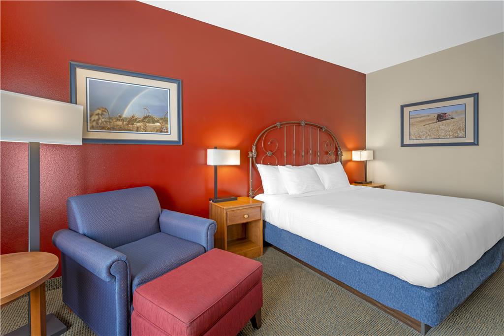 Best Western Bronco Inn - photo 20