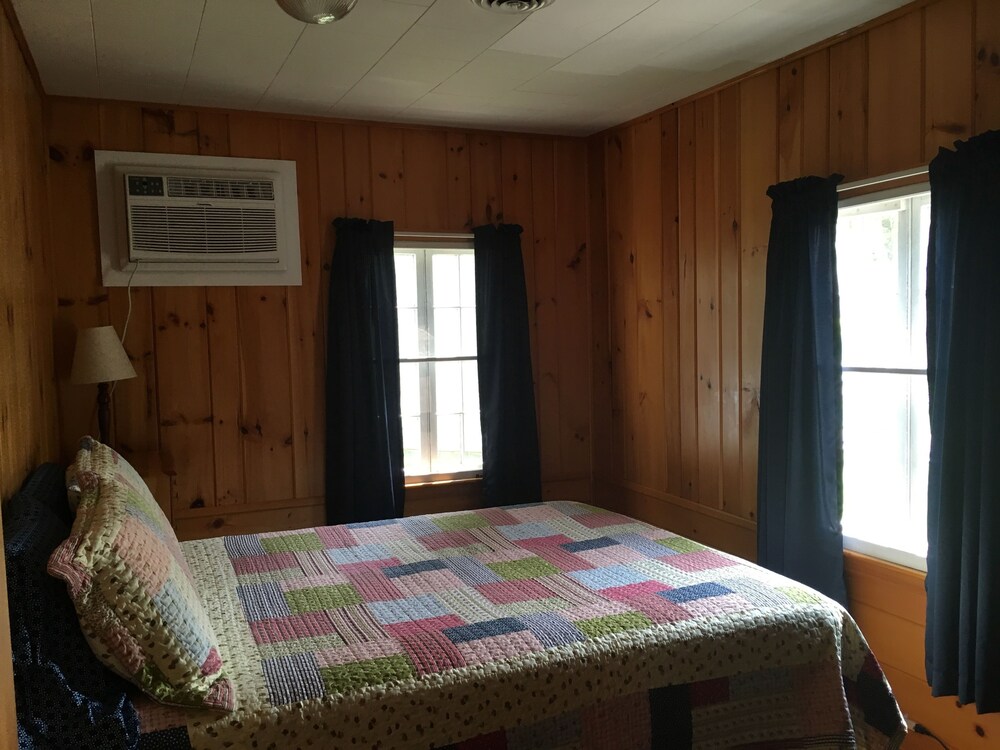 Gilcrest Cottages and Motels - photo 43
