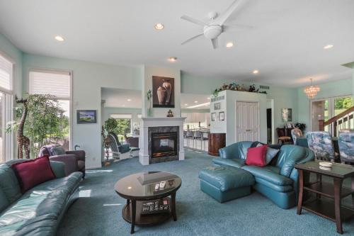 Ridgeline Retreat — hotel in Boyne City