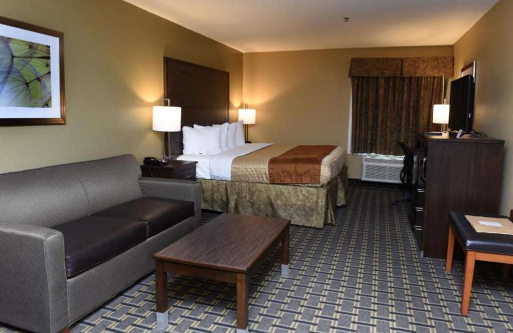 Best Western Zachary Inn - photo 12