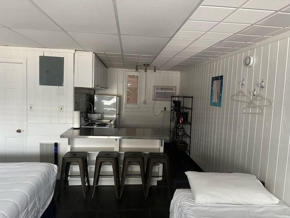 Vineyard Harbor Motel Private Beach - photo 170