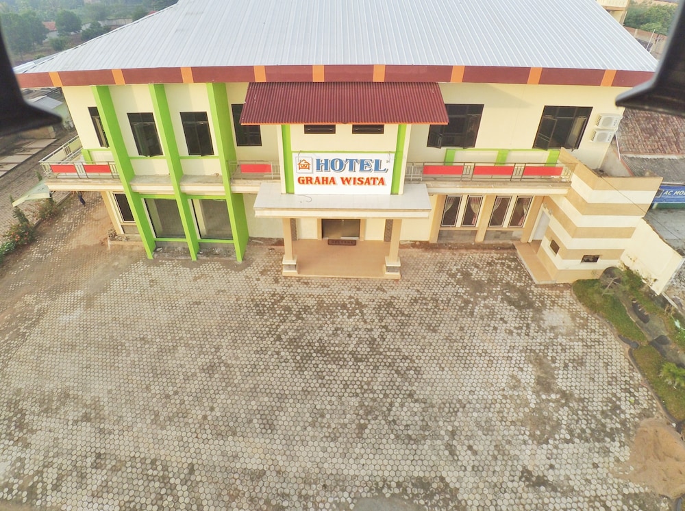 Graha Wisata — hotel in Kotabumi