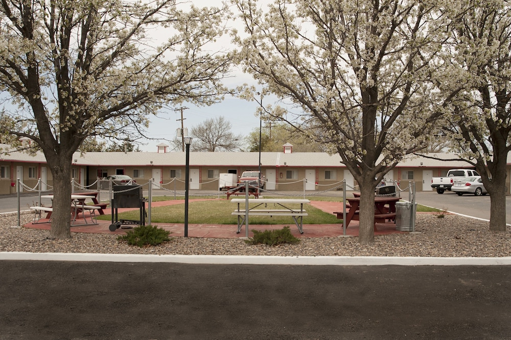 Budget Inn and Suites Colby - photo 48